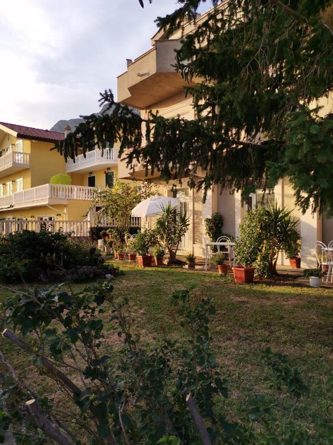 Apartments Sretna グラダツ エクステリア 写真